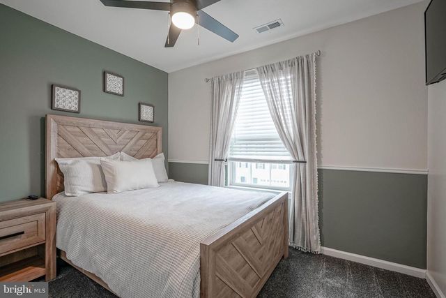 456 DOGWOOD DR, Woodbury, NJ 08096