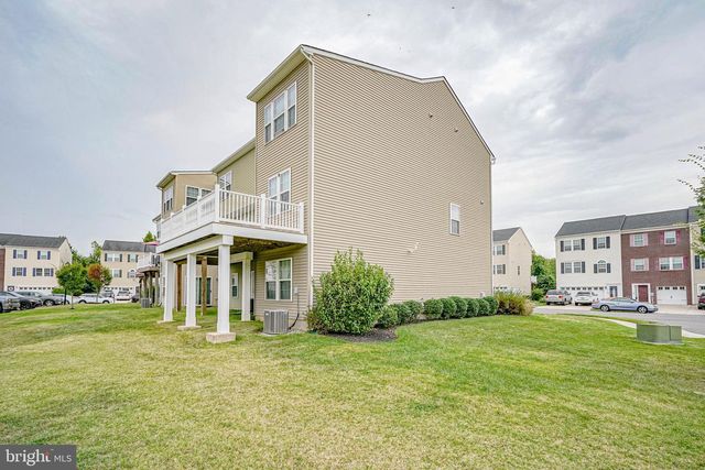 456 DOGWOOD DR, Woodbury, NJ 08096