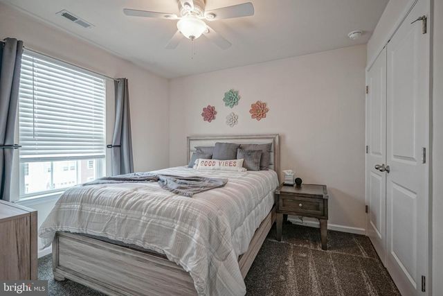 456 DOGWOOD DR, Woodbury, NJ 08096