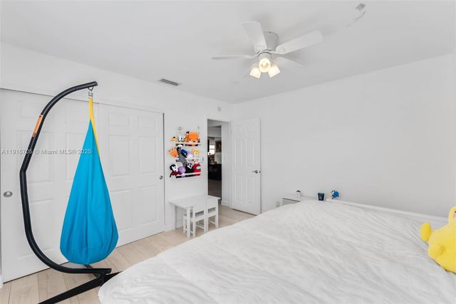 3166 NW 68th Ct, Fort Lauderdale, FL 33309