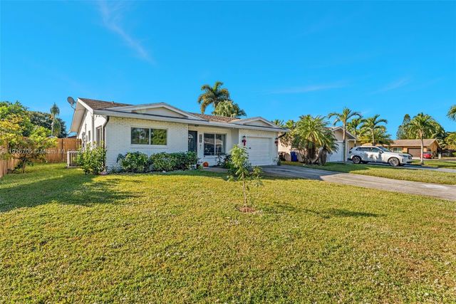 3166 NW 68th Ct, Fort Lauderdale, FL 33309