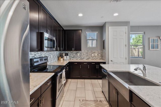 4628 E TIERRA BUENA Lane, Phoenix, AZ 85032