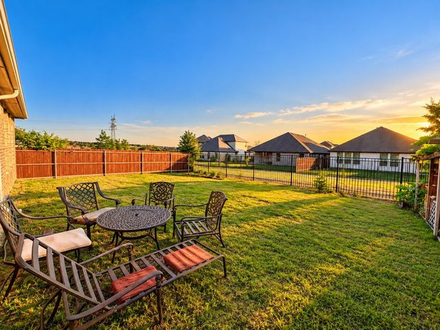 2061 St Andrews Way, Argyle, TX 76226
