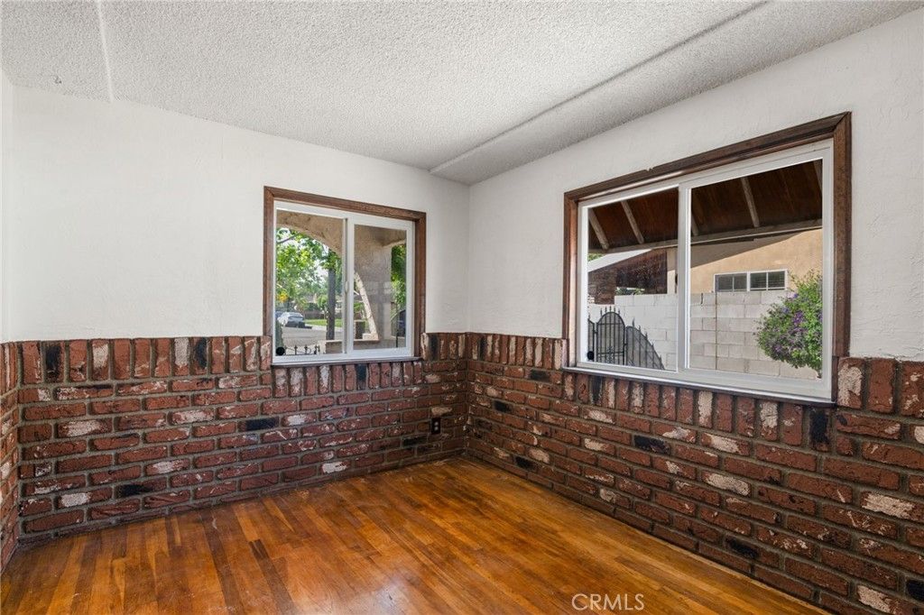 Image 7 of property listing at 9145 Garfield Street, Riverside, CA 92503