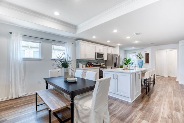 9300 Riverlight Road, Mckinney, TX 75071