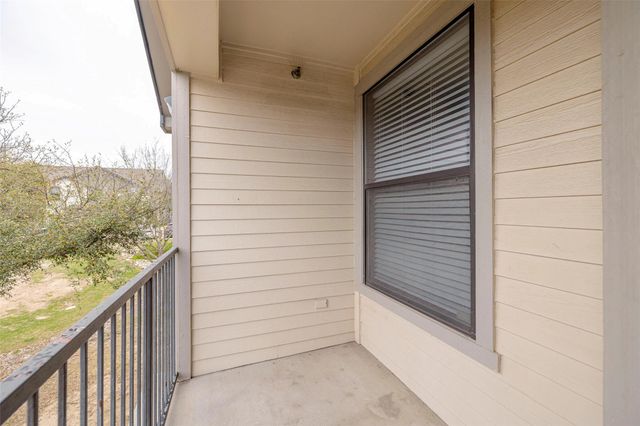 8515 S Interstate 35 RD 04221, Austin, TX 78744
