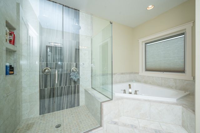 4800 143rd Street, Urbandale, IA 50323