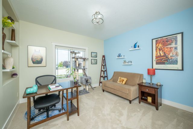 4800 143rd Street, Urbandale, IA 50323