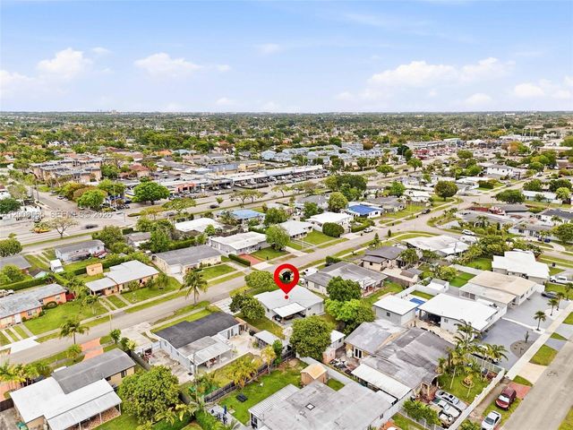 10860 SW 40th Ter, Miami, FL 33165