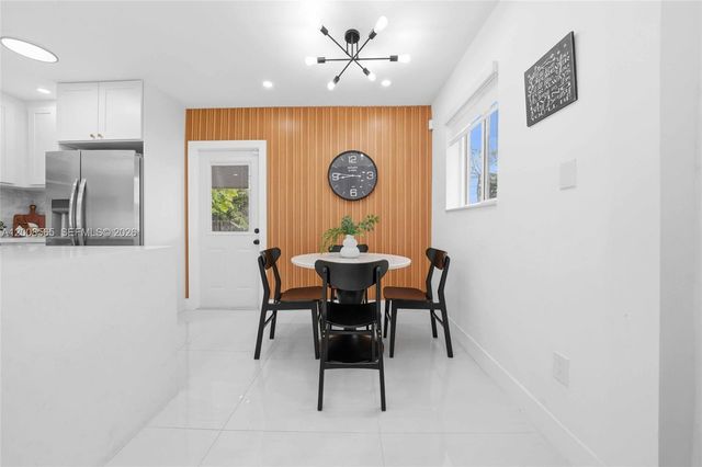 10860 SW 40th Ter, Miami, FL 33165