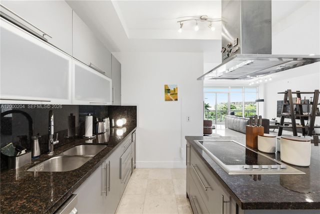 1090 NW N River Dr 404, Miami, FL 33136