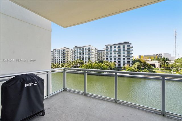 1090 NW N River Dr 404, Miami, FL 33136