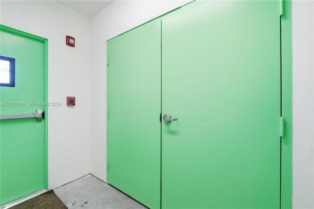 1090 NW N River Dr 404, Miami, FL 33136