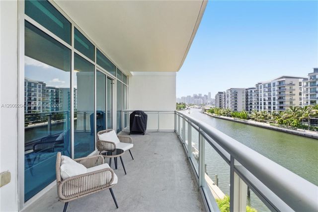 1090 NW N River Dr 404, Miami, FL 33136