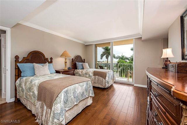 10701 Gulf Shore DR 502, Naples, FL 34108