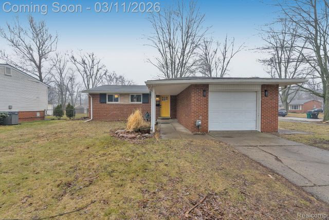 27445 Doreen Street, Farmington Hills, MI 48336
