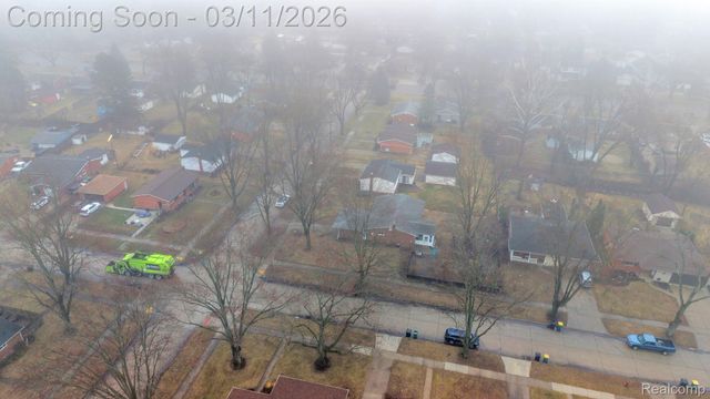 27445 Doreen Street, Farmington Hills, MI 48336