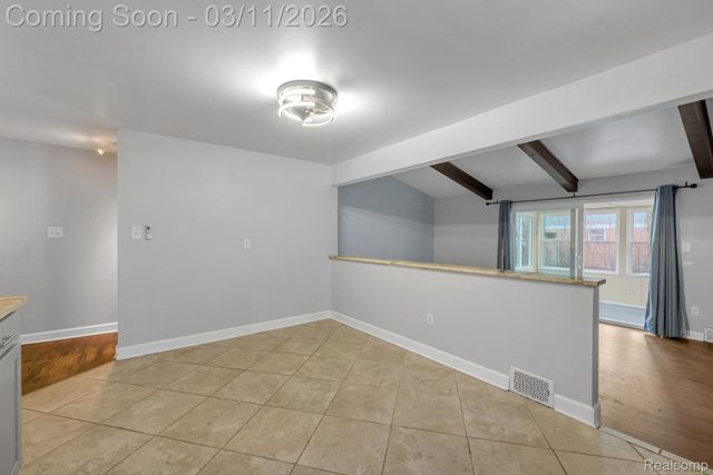 27445 Doreen Street, Farmington Hills, MI 48336