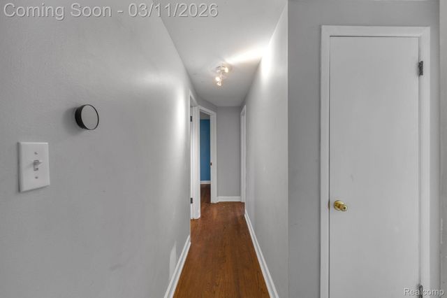 27445 Doreen Street, Farmington Hills, MI 48336