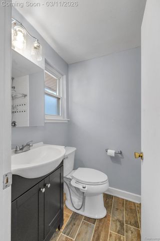 27445 Doreen Street, Farmington Hills, MI 48336