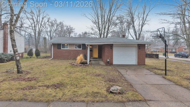 27445 Doreen Street, Farmington Hills, MI 48336