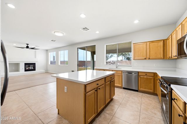 21650 N 94TH Lane, Peoria, AZ 85382