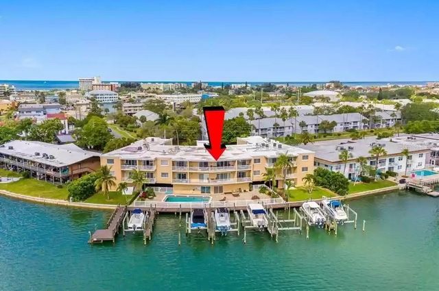 11605 3RD STREET E 305, Treasure Island, FL 33706