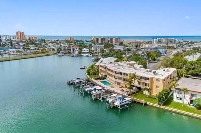 11605 3RD STREET E 305, Treasure Island, FL 33706