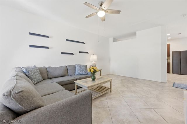 7577 Bristol CIR, Naples, FL 34120