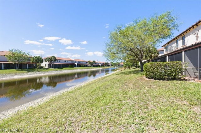 7577 Bristol CIR, Naples, FL 34120