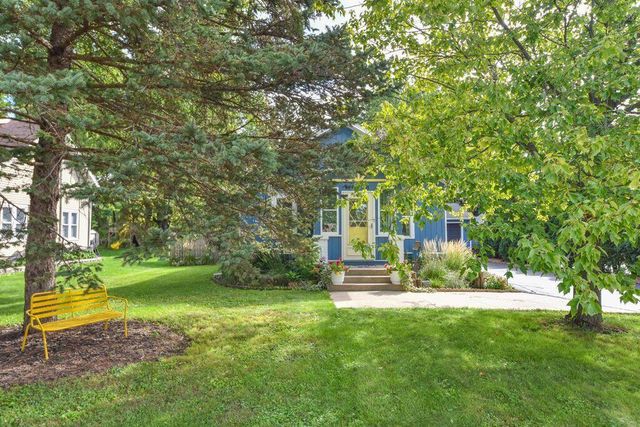 W282N6908 Main STREET, Merton, WI 53056