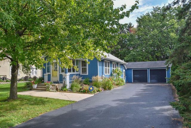 W282N6908 Main STREET, Merton, WI 53056