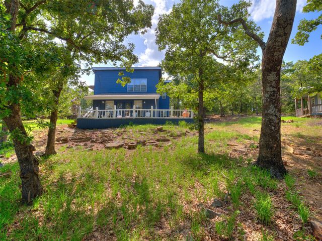 387 Holiday Hills Road, Eufaula, OK 74432