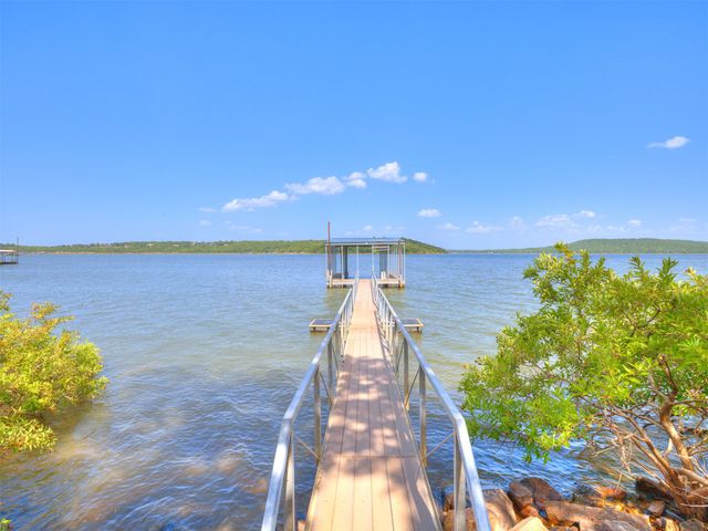 387 Holiday Hills Road, Eufaula, OK 74432