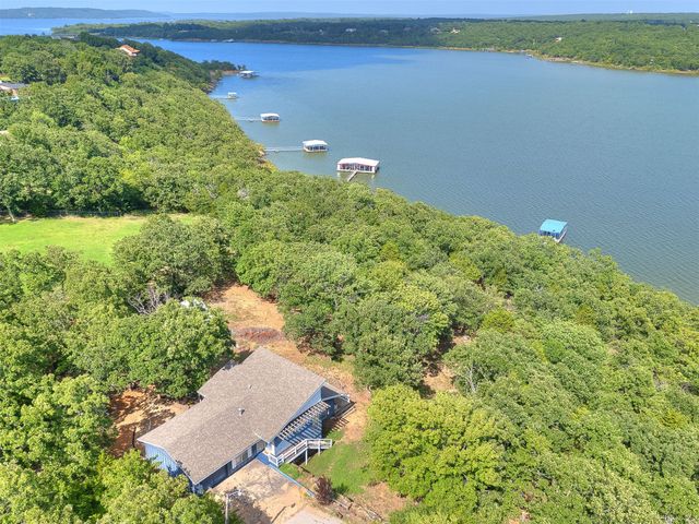 387 Holiday Hills Road, Eufaula, OK 74432