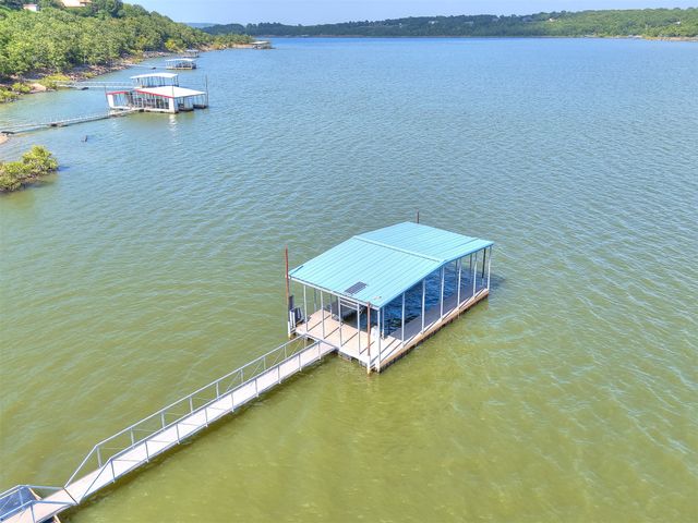 387 Holiday Hills Road, Eufaula, OK 74432