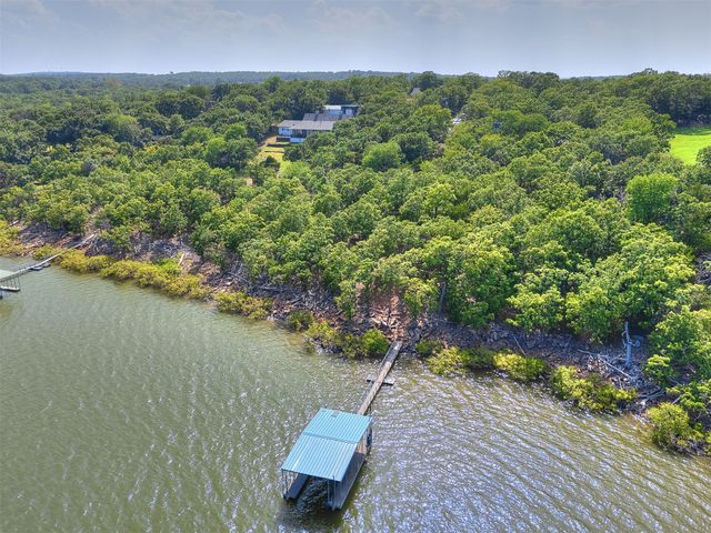 387 Holiday Hills Road, Eufaula, OK 74432