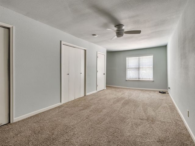 387 Holiday Hills Road, Eufaula, OK 74432