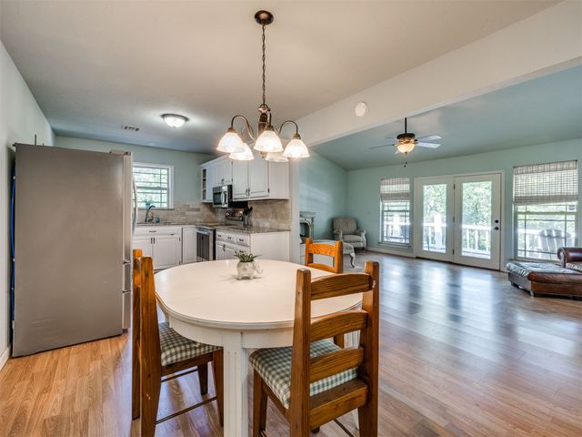 387 Holiday Hills Road, Eufaula, OK 74432