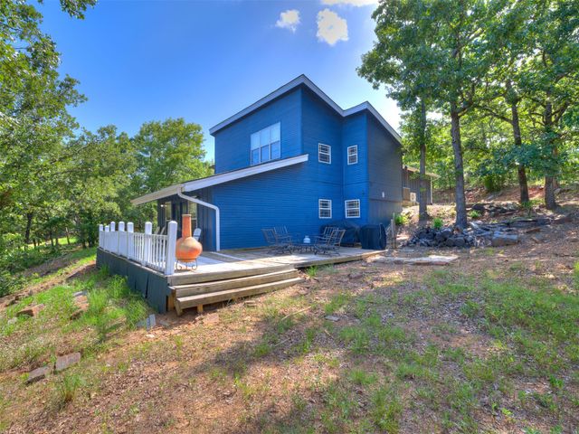 387 Holiday Hills Road, Eufaula, OK 74432