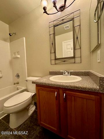 9381 E Rockhouse Peak Place, Tucson, AZ 85710