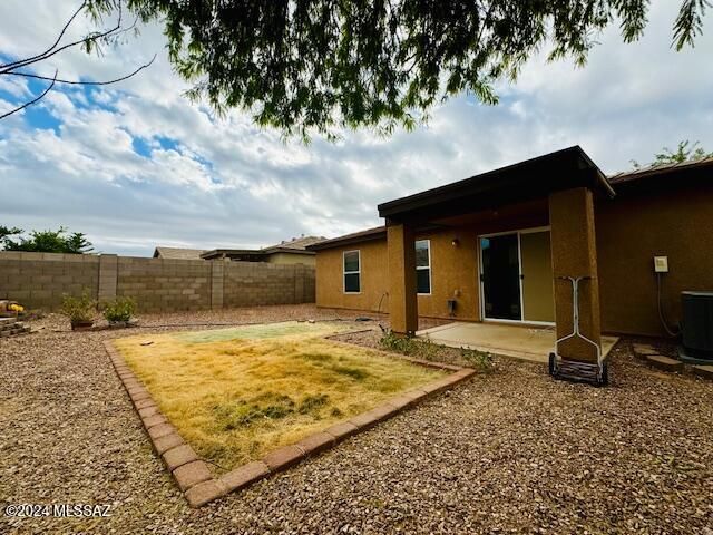 9381 E Rockhouse Peak Place, Tucson, AZ 85710