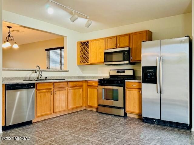 9381 E Rockhouse Peak Place, Tucson, AZ 85710