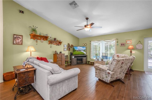 31 Dahlia Court N, Homosassa, FL 34446