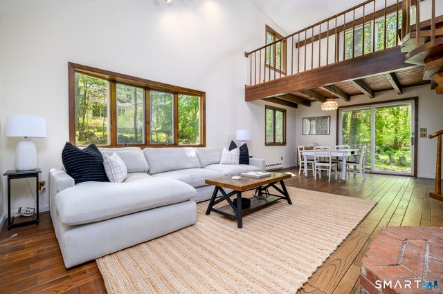 232 Silver Hill Lane, Stamford, CT 06905