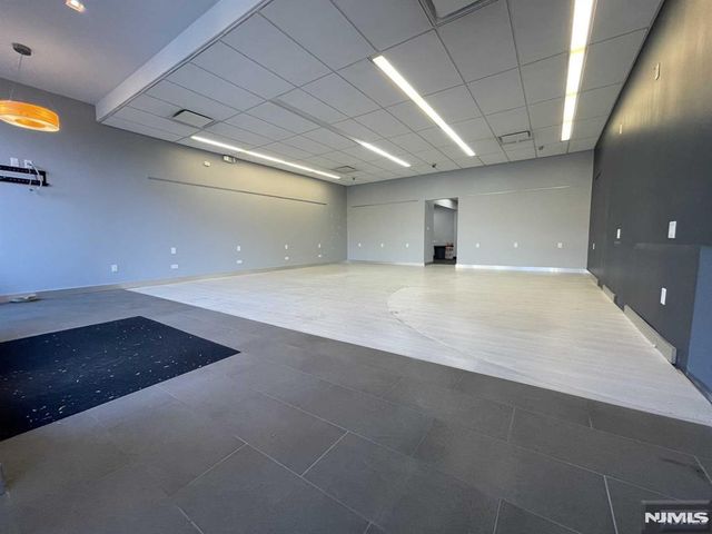 348 Broad Avenue, Leonia, NJ 07605