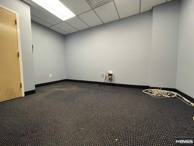 348 Broad Avenue, Leonia, NJ 07605