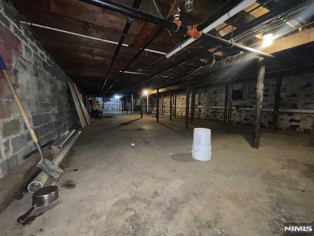 348 Broad Avenue, Leonia, NJ 07605