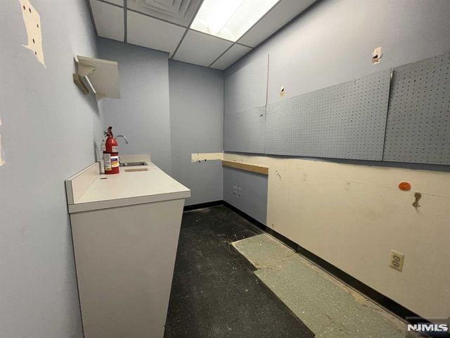 348 Broad Avenue, Leonia, NJ 07605