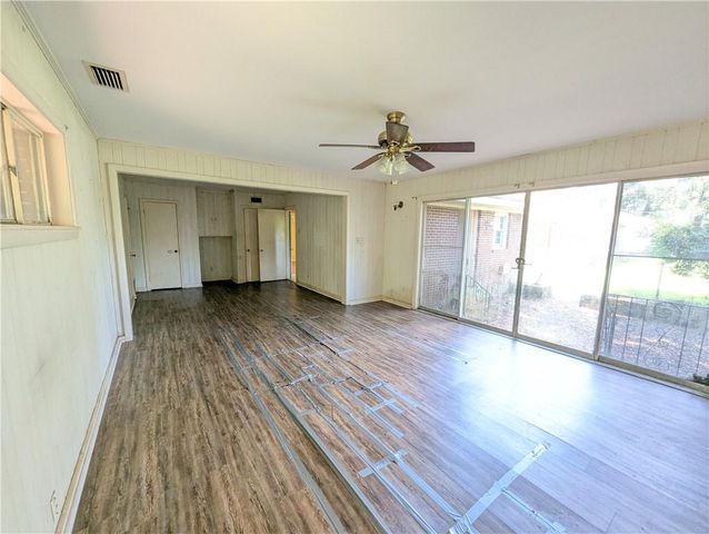 2910 Jennings Drive, Mobile, AL 36606